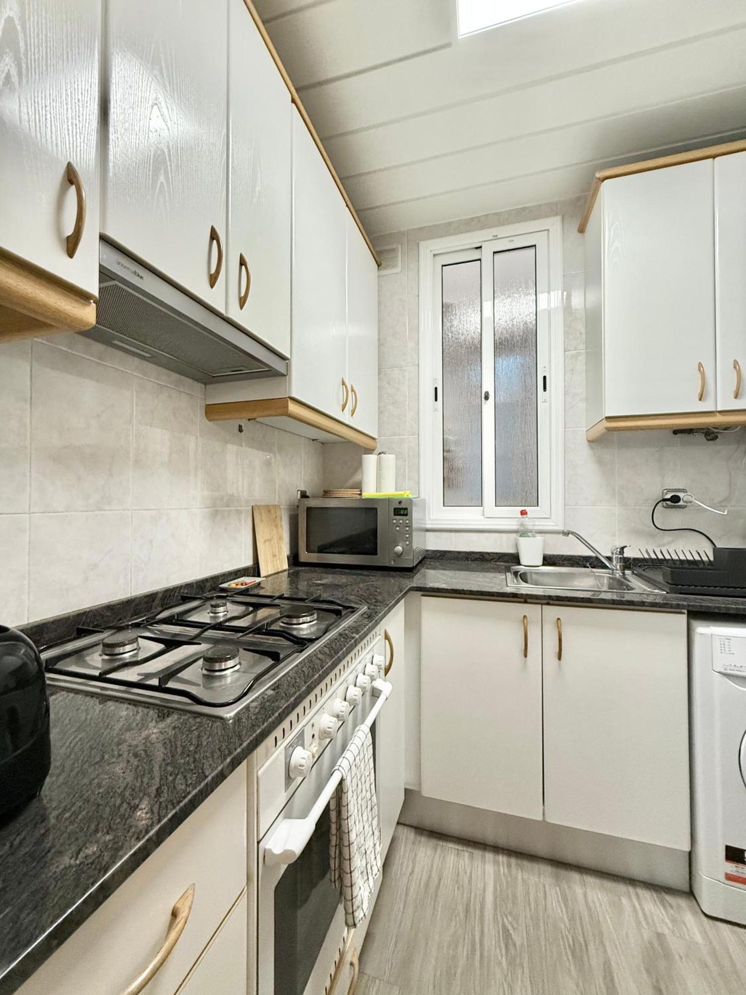 Newly Renovated Stylish Eixample - Great Location Барселона Экстерьер фото