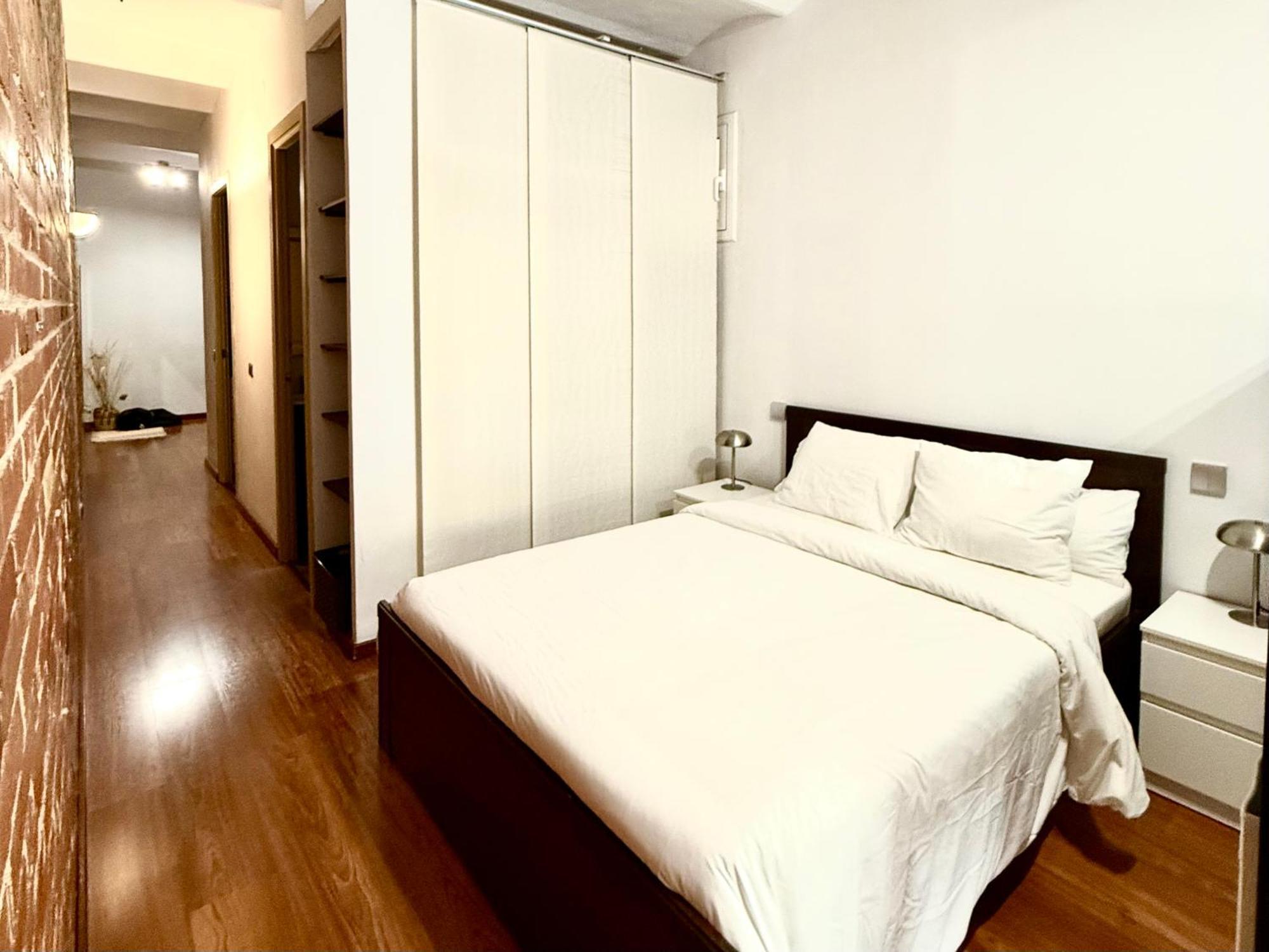 Newly Renovated Stylish Eixample - Great Location Барселона Экстерьер фото